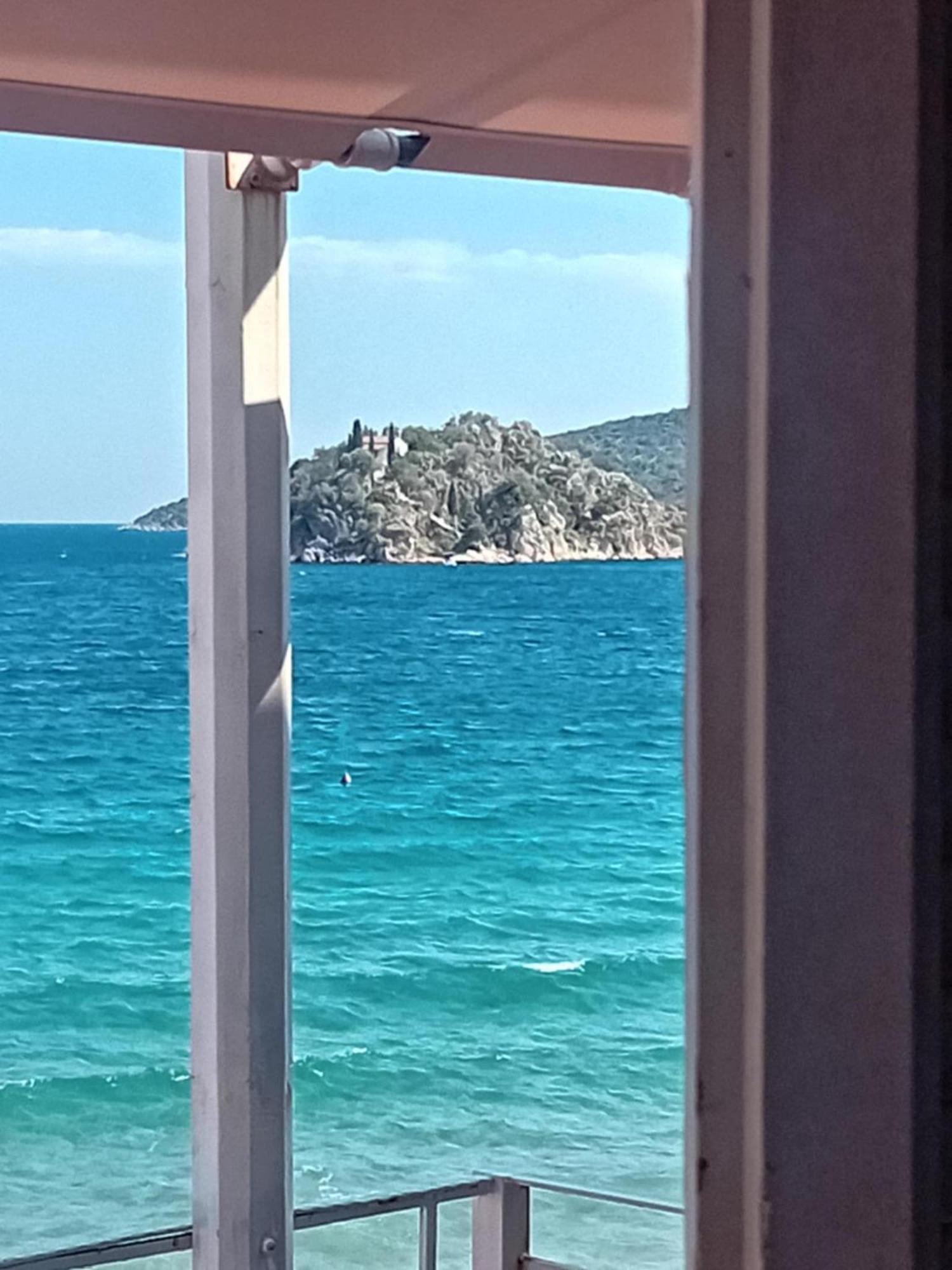 Hotel Assini Beach Толон Стая снимка