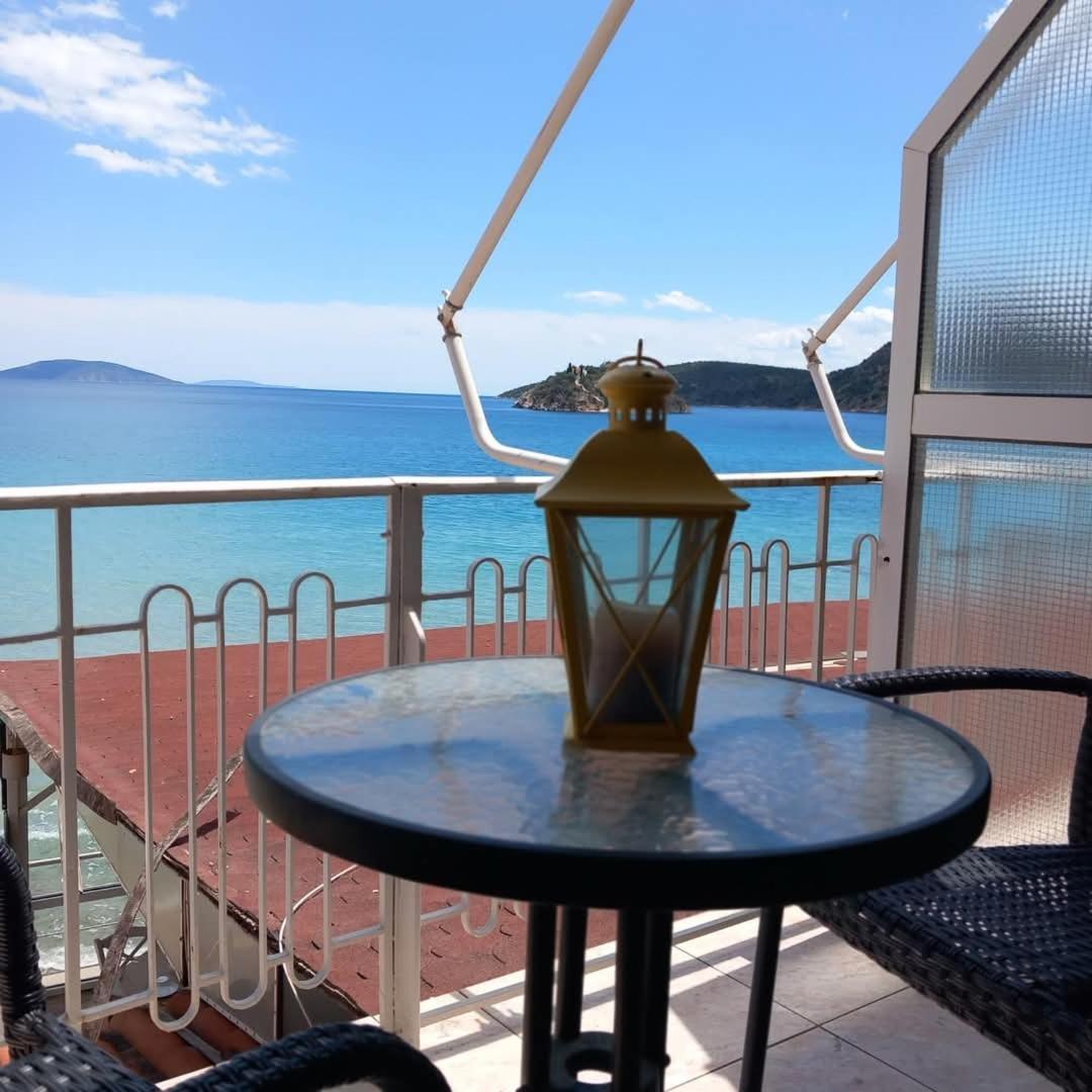 Hotel Assini Beach Толон Екстериор снимка